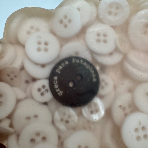 Sheep shaped lamb lucite resin with vintage buttons sewing room decor lover - Picture 8 of 12